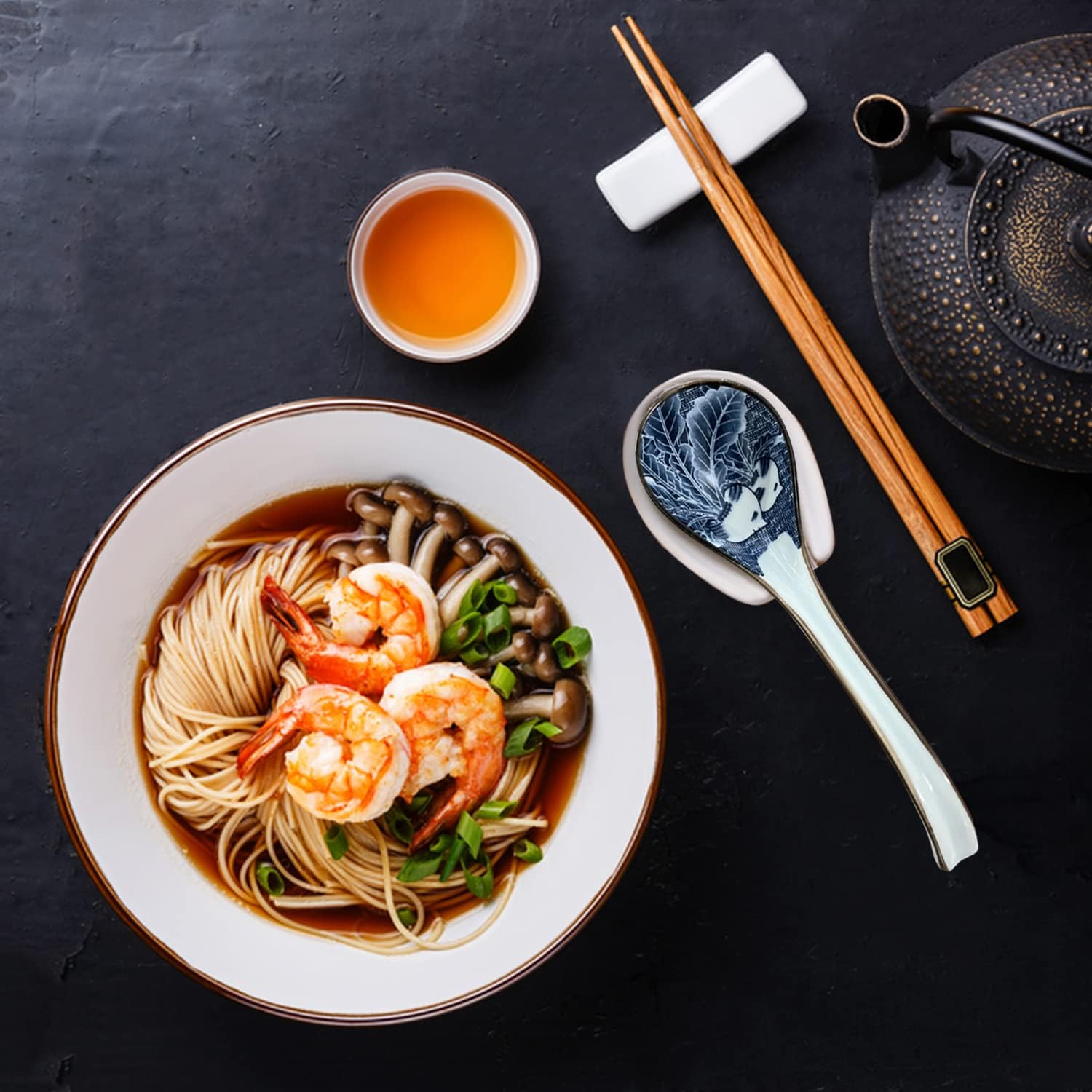 Asian ceramic spoon, long handle for easy grip, non-slip bottom, suitable for Japanese ramen, Chinese and Vietnamese wonton, noodle soup spoon